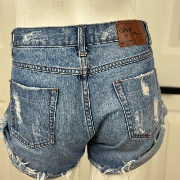 One X One Teaspoon Harlets High Rise Exposed Button Fly Jean Shorts 24 - Picture 6 of 13